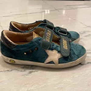 Golden Goose GGDB green velvet Velcro sneakers. Size 32.